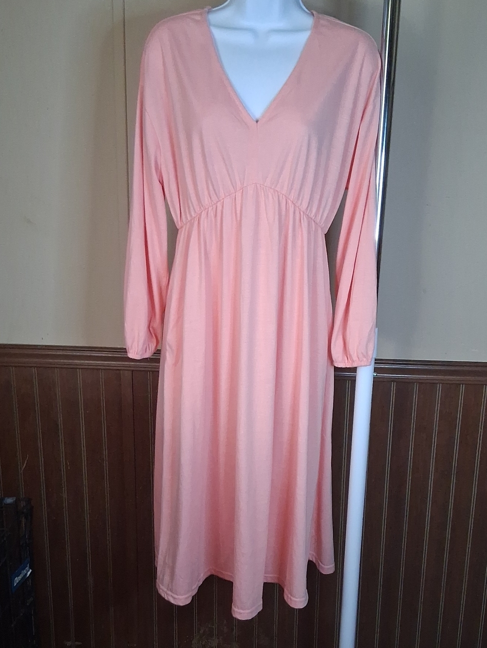 Light Peach V-Neck Long Sleeve Midi Dress